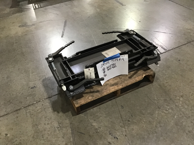 29514-514RY Bradco Adapter Attachment Plate - Universal - Paladin #103633